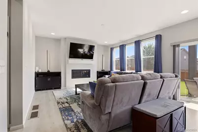 6567 N Ceylon Street, Denver, CO 80249 - Photo 5
