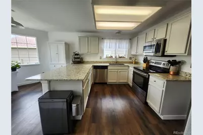 21924 E Lake Avenue, Aurora, CO 80015 - Photo 7