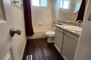 21924 E Lake Ave, Aurora, CO 80015 - Photo 25