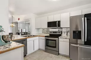 1885 S Quebec Way, Denver, CO 80231 - Photo 5