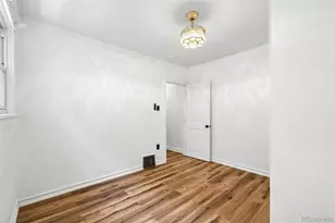 1327 Monroe St, Denver, CO 80206 - Photo 13