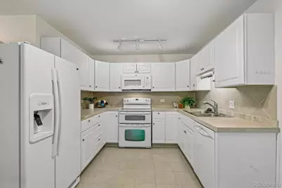 745 S Alton Way #2A, Denver, CO 80247 - Photo 3