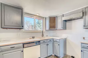 4994 Scranton Ct, Denver, CO 80239 - Photo 15