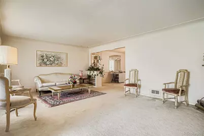 3045 N Monaco Parkway, Denver, CO 80207 - Photo 5