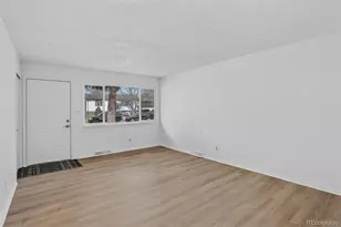 1820 Meadow Ln, Longmont, CO 80501 - Photo 3