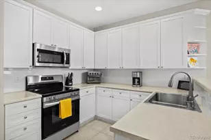 8320 S Garland Cir, Littleton, CO 80128 - Photo 11