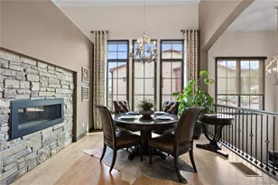 8122 Raphael Ln, Littleton, CO 80125 - Photo 9