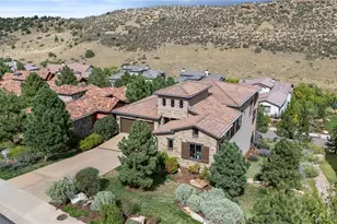 8122 Raphael Ln, Littleton, CO 80125 - Photo 3