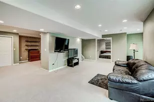 10207 Bentwood Cir, Highlands Ranch, CO 80126 - Photo 15