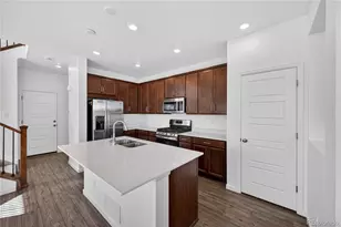 3287 N Duquesne Wy, Aurora, CO 80019 - Photo 3