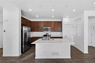 3287 N Duquesne Wy, Aurora, CO 80019 - Photo 7
