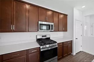 3287 N Duquesne Wy, Aurora, CO 80019 - Photo 9