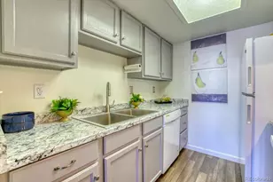 6007 Yarrow St, Arvada, CO 80004 - Photo 7