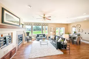 8151 S Algonquian Cir, Aurora, CO 80016 - Photo 7