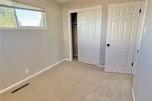 3556 Fairfax St, Denver, CO 80207 - Photo 9