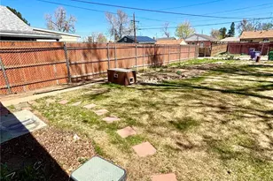 3556 Fairfax St, Denver, CO 80207 - Photo 17