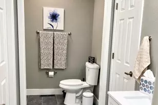 8062 E Phillips Cir, Centennial, CO 80112 - Photo 11