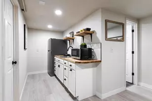 2960 Poplar St, Denver, CO 80207 - Photo 21