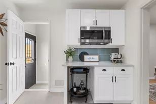 2960 Poplar St, Denver, CO 80207 - Photo 11