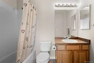 16982 E Warren Pl, Aurora, CO 80013 - Photo 23
