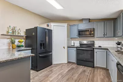 12205 Perry Street, Broomfield, CO 80020 - Photo 9