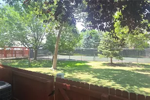 7476 E Arkansas Ave, Denver, CO 80231 - Photo 21