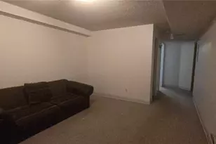 7476 E Arkansas Ave, Denver, CO 80231 - Photo 15