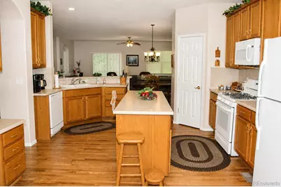 8148 S Biloxi Court, Aurora, CO 80016 - Photo 11