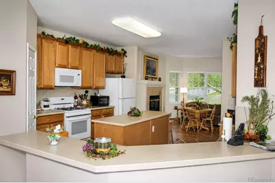8148 S Biloxi Court, Aurora, CO 80016 - Photo 9
