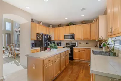2430 S Fundy Circle, Aurora, CO 80013 - Photo 9