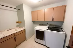 9372 Prairie View Dr, Highlands Ranch, CO 80126 - Photo 19