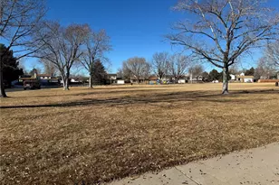 9235 Clermont Dr, Thornton, CO 80229 - Photo 11