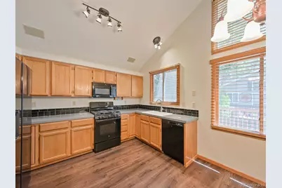 398 Pin Oak Drive, Loveland, CO 80538 - Photo 11