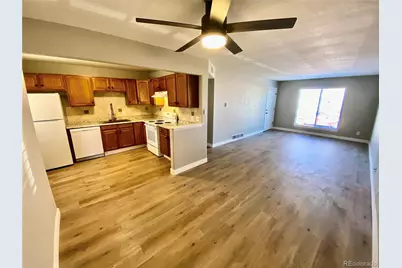 987 Vaughn Street, Aurora, CO 80011 - Photo 3