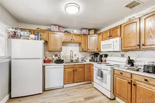 987 Vaughn St, Aurora, CO 80011 - Photo 7