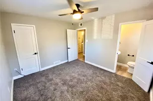 987 Vaughn St, Aurora, CO 80011 - Photo 9