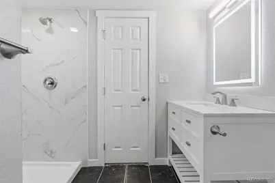 821 Salem Street, Aurora, CO 80011 - Photo 11