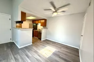 908 S Walden Way, Aurora, CO 80017 - Photo 5