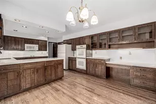 3645 S Poplar St, Denver, CO 80237 - Photo 5