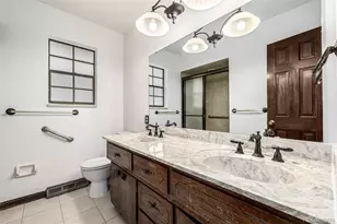 3645 S Poplar St, Denver, CO 80237 - Photo 15