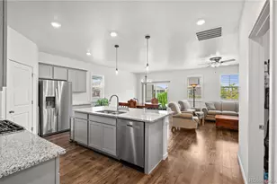 24 S Vandriver Wy, Aurora, CO 80018 - Photo 5