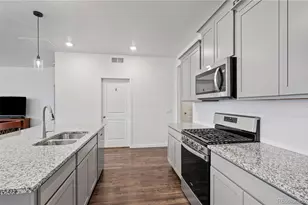 24 S Vandriver Wy, Aurora, CO 80018 - Photo 7