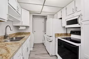 7853 W 87th Dr, Arvada, CO 80005 - Photo 11