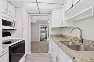 7853 W 87th Dr, Arvada, CO 80005 - Photo 7