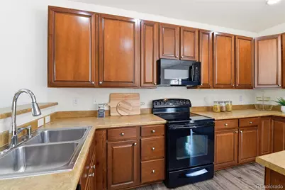 22780 E Briarwood Place, Aurora, CO 80016 - Photo 9
