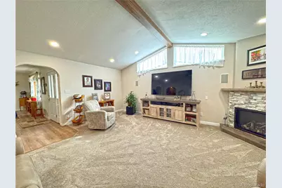 206 E Rangely Avenue, Rangely, CO 81648 - Photo 3