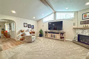 206 E Rangely Ave, Rangely, CO 81648 - Photo 3