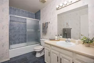 262 S Salem Ct, Aurora, CO 80012 - Photo 23