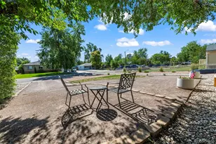 3051 Grape St, Denver, CO 80207 - Photo 25