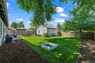 3051 Grape St, Denver, CO 80207 - Photo 29